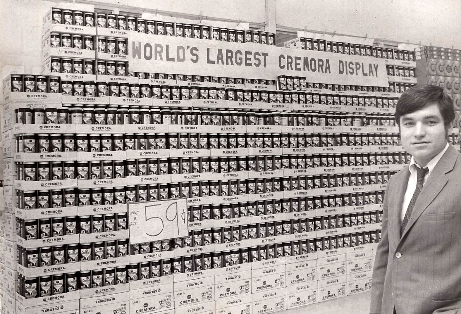 1970-10-02 K-Mart display